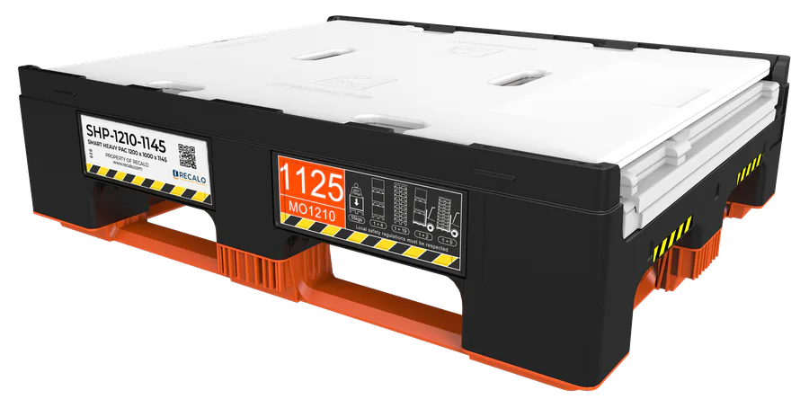One Smart Heavy Shelf resting on a folded Smart Heavy Pac for return transport
