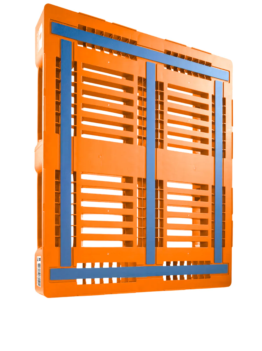 Smart Plastic Pallet SPP-1210-160-CR3 — standing, 3D view